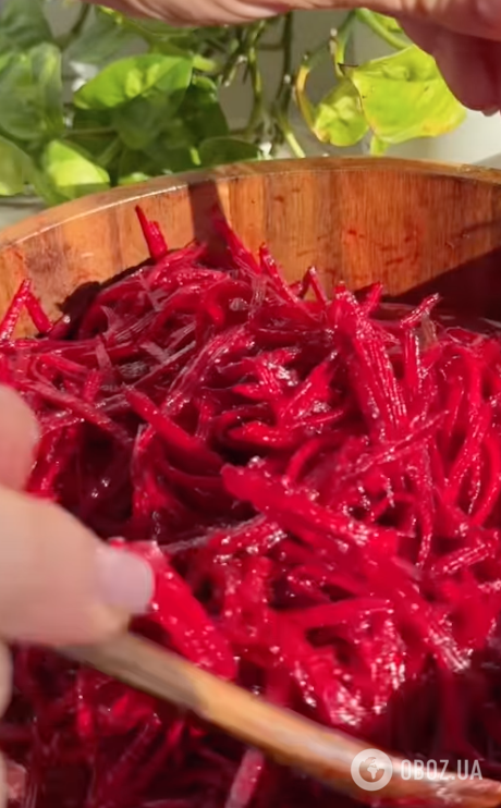 Буряк по-корейськи за 5 хвилин: найпростіший рецепт корисної та смачної закуски