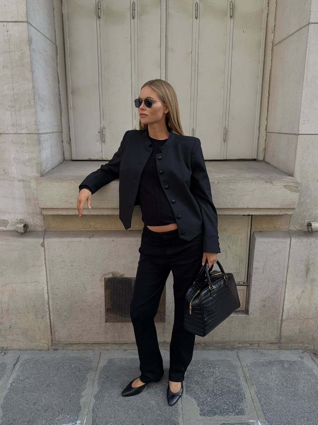 Что такое "корейская куртка", которую этой весной будут носить все: фото стильных образов