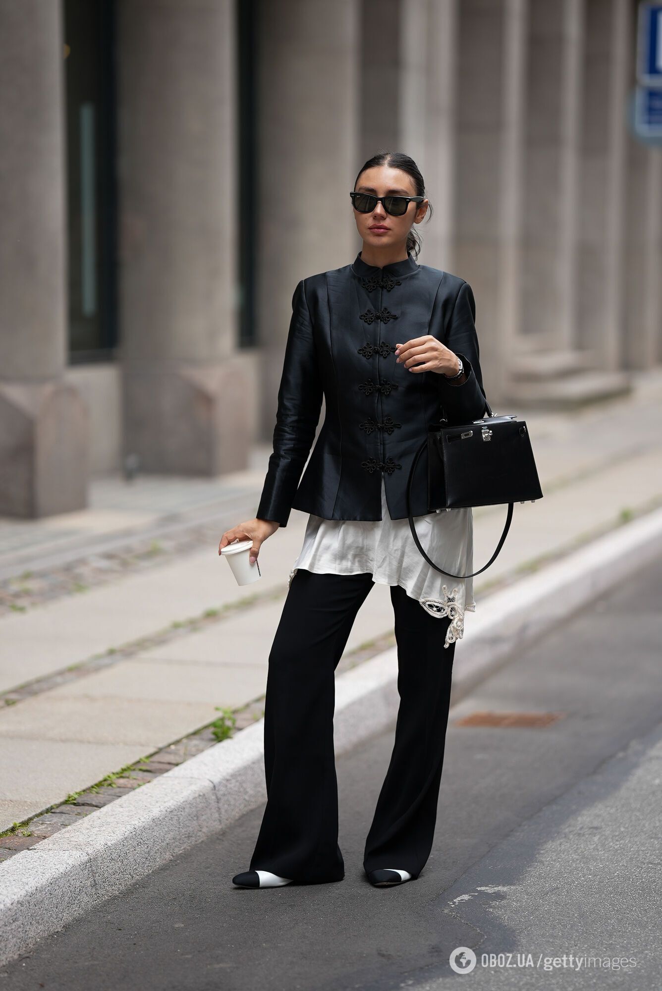 Что такое "корейская куртка", которую этой весной будут носить все: фото стильных образов