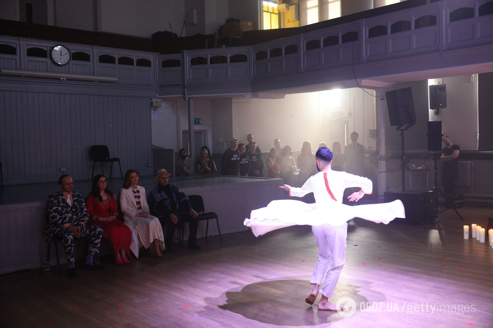 Екзотичні танці та незвичний подарунок: принцеса Кейт Міддлтон здійснила неофіційний візит у особливе місце