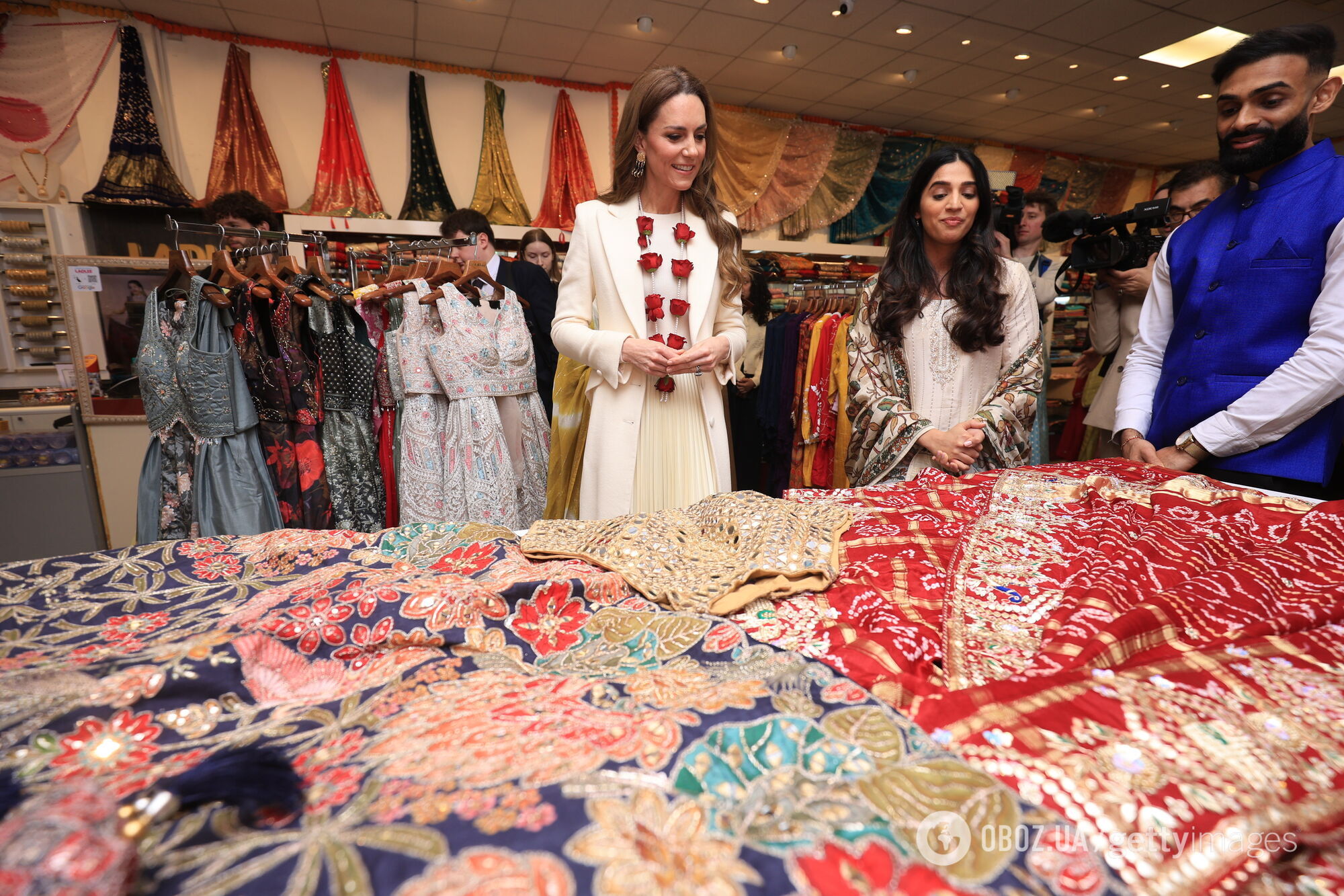 Екзотичні танці та незвичний подарунок: принцеса Кейт Міддлтон здійснила неофіційний візит у особливе місце