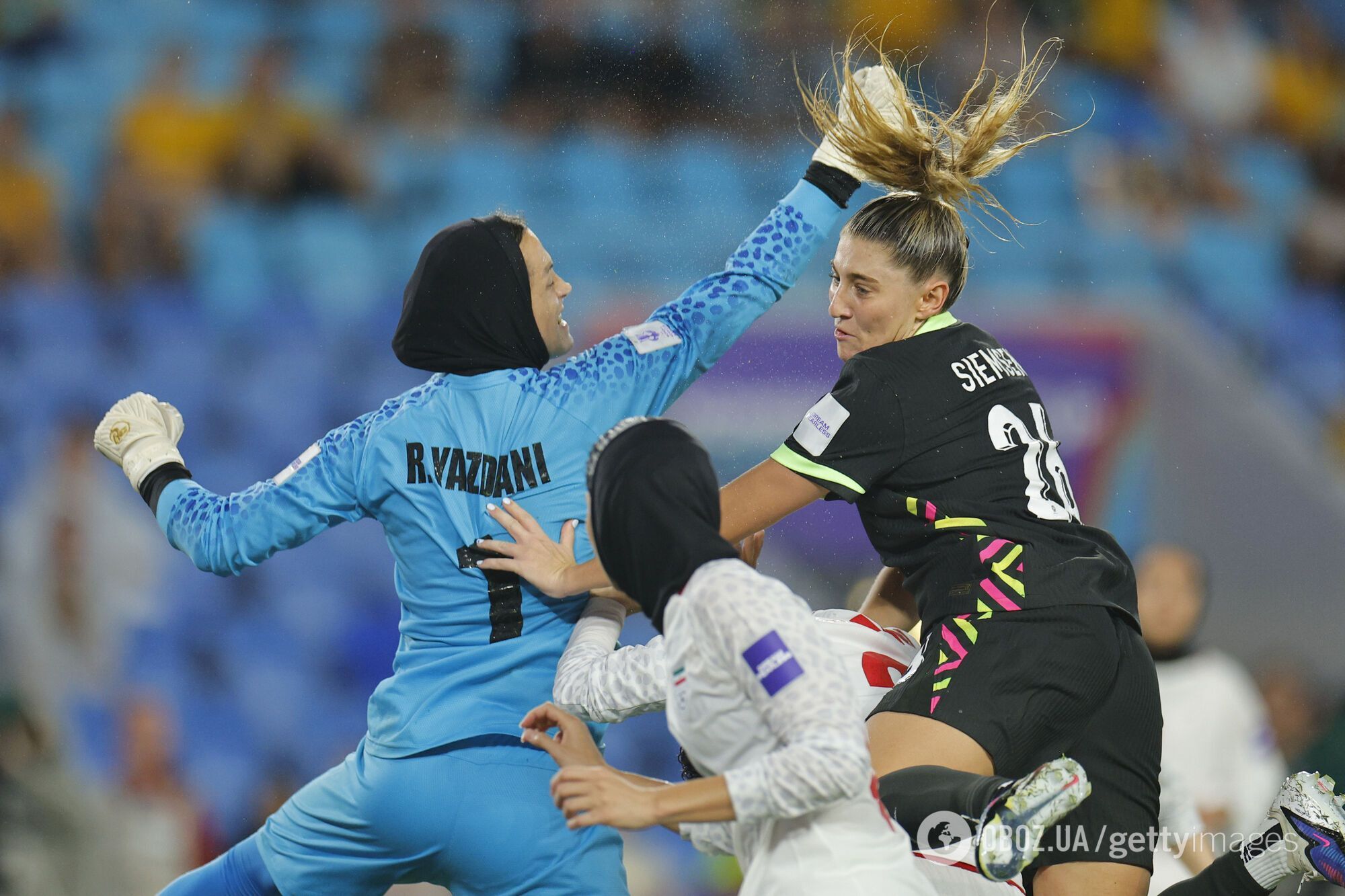 Збірній Ірану з футболу довелося відмовитися від бунту перед грою Кубку Азії серед жінок. Відео