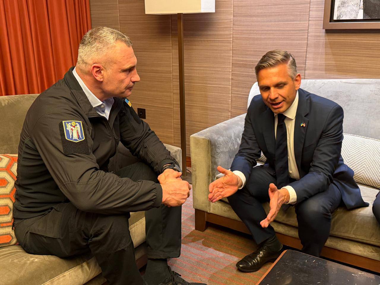 Кличко зустрівся з міністром економіки, енергетики й туризму Австрії Гаттманнсдорфером