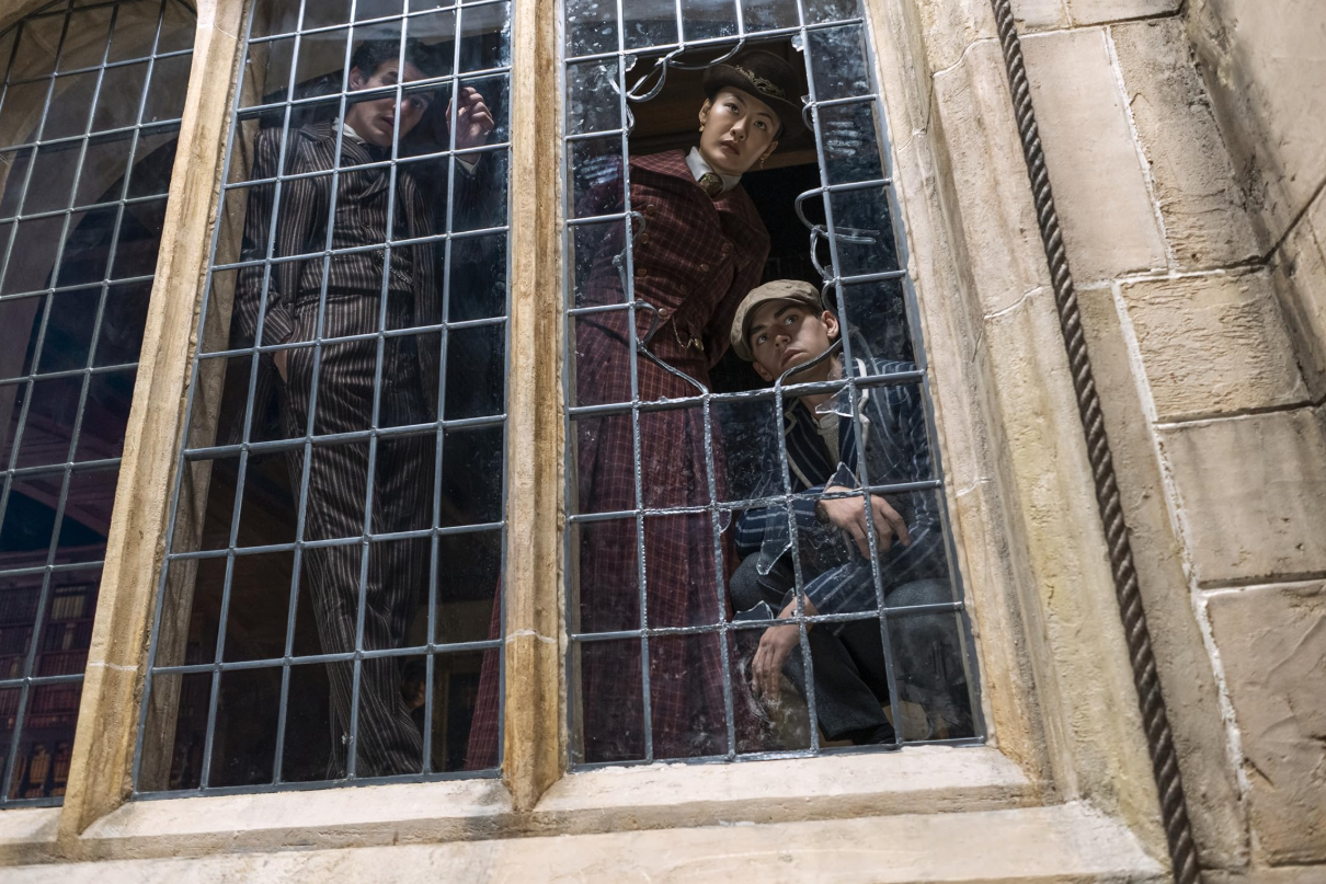 "Конан Дойл крутиться у могилі, як пропелер". Чому всі обговорюють серіал "Молодий Шерлок" від Гая Річі