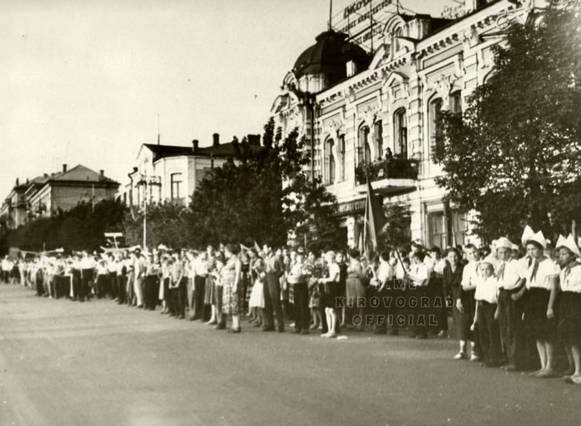 Каким Кропивницкий был в прошлом: подборка фото