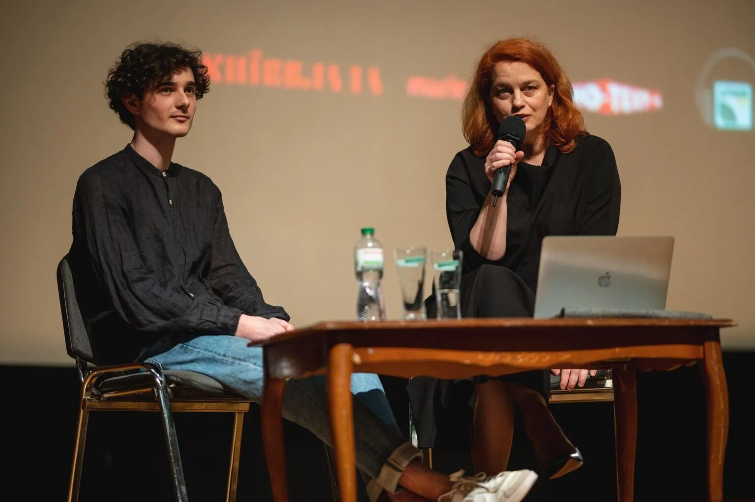 "Люди, не бравшие в руки оружие, играют героев – это цинично". Алла Самойленко – о спекуляциях войной, одних и тех же лицах в кино и известном сыне