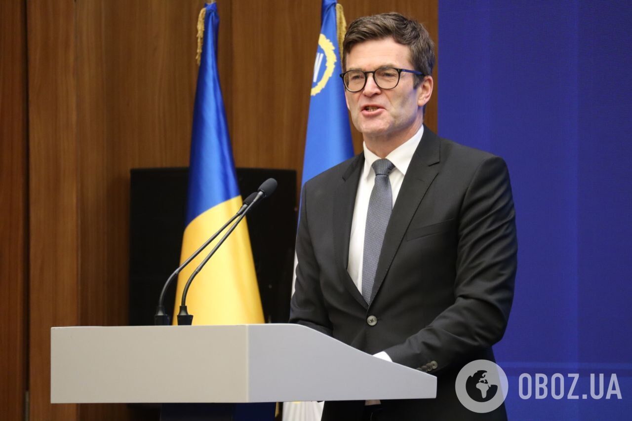 Награды и новые анатомические бронежилеты: в Киеве состоялся форум женщин системы МВД