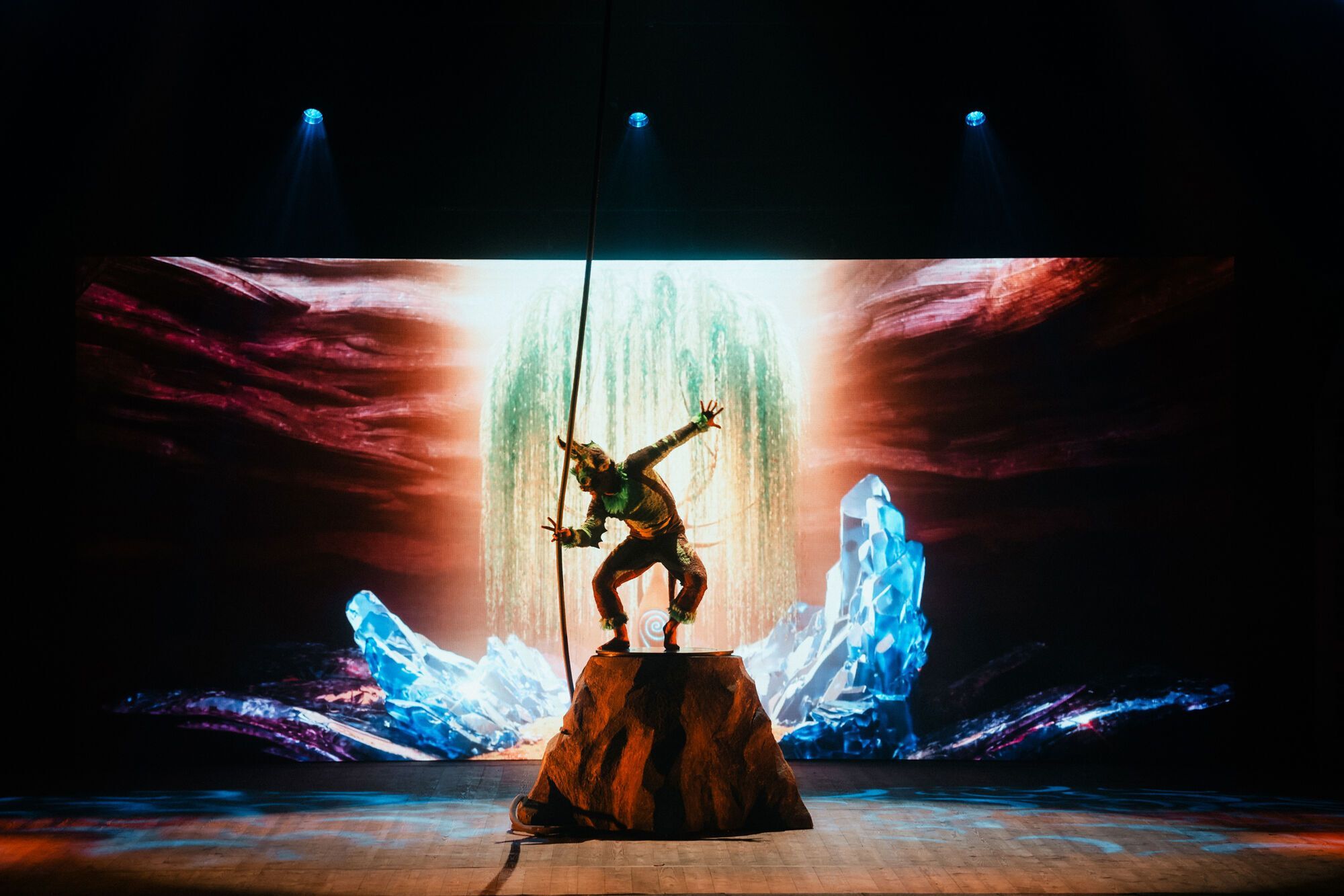 Лише чотири покази в Києві: циркове шоу "Мавка" повернеться на сцену у березні