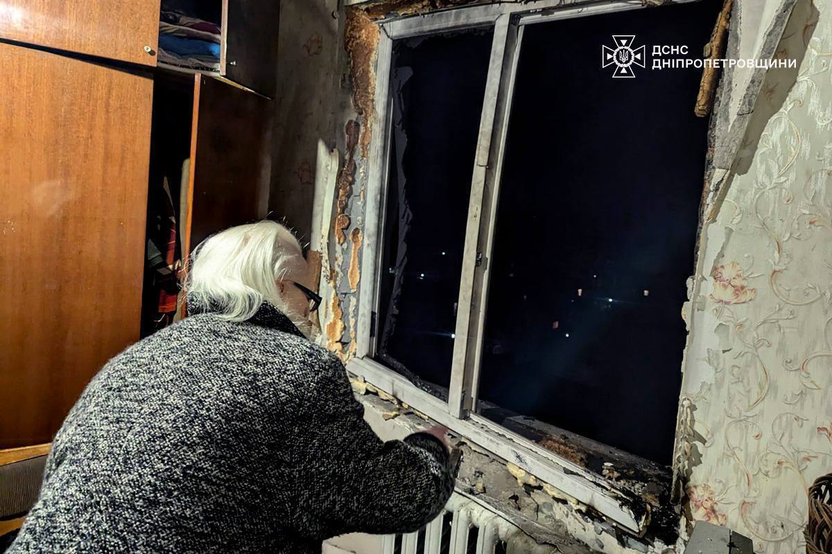 Оккупанты атаковали Кривой Рог и Никополь: есть попадание в девятиэтажку и раненые. Фото и видео