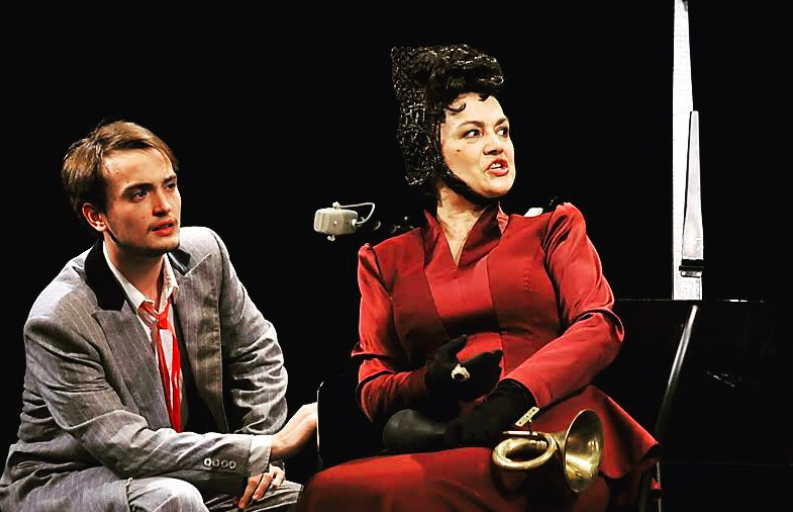 "Ця тема "гріє" вуха багатьом". В'ячеслав Хостікоєв – про родинний розкол, бізнес у пластичній хірургії та болючі публічні ярлики