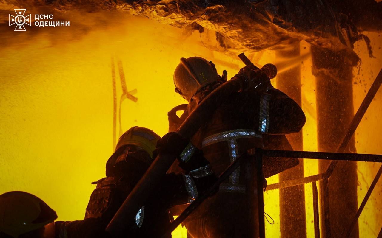 Україна була під масованою атакою "Шахедів" і ракет: є жертви і поранені, пошкоджено інфраструктуру. Всі деталі і фото