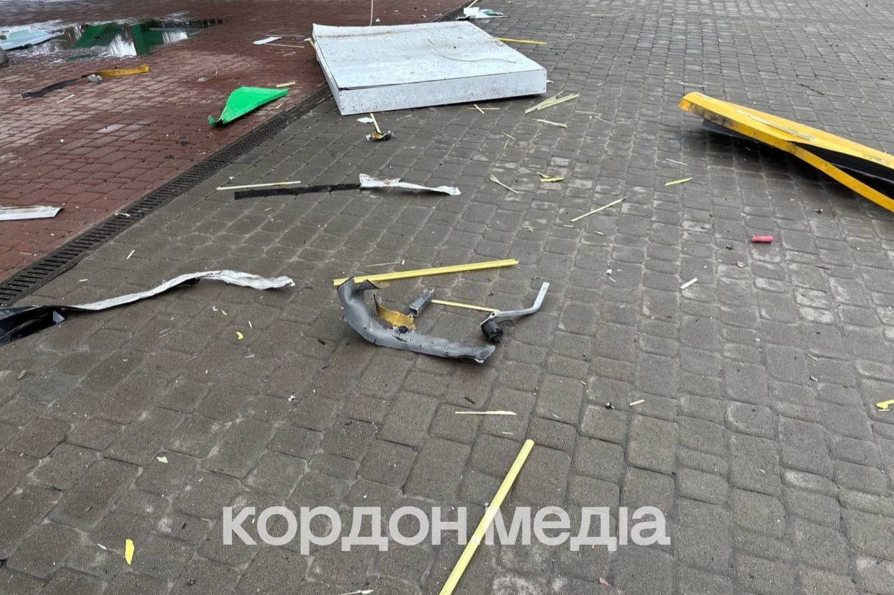 РФ ударила по трем АЗС на Сумщине за 2 дня: есть погибший