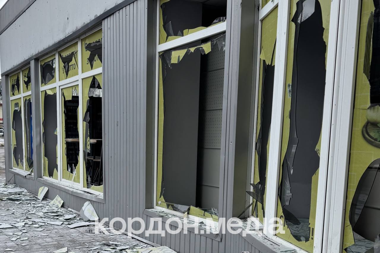 РФ ударила по трем АЗС на Сумщине за 2 дня: есть погибший