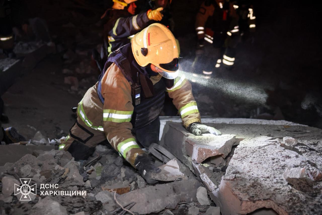 453 дрони і 19 ракет: Зеленський закликав світ відповісти на нову варварську атаку РФ