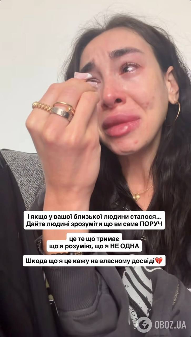 "У мене в житті немає задоволень": блогерка Єва Мішалова в сльозах розповіла про свій стан після вбивства бойфренда Ігоря Комарова на Балі