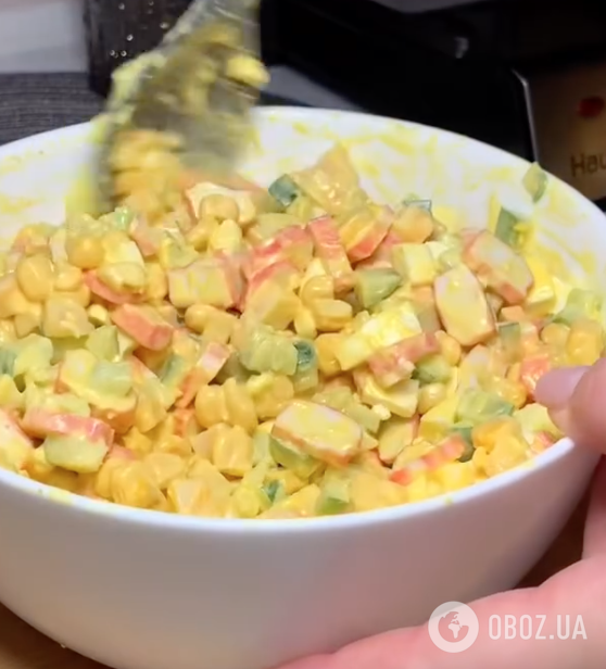 Салат из пекинской капусты и крабовых палочек: самый простой и легкий рецепт блюда