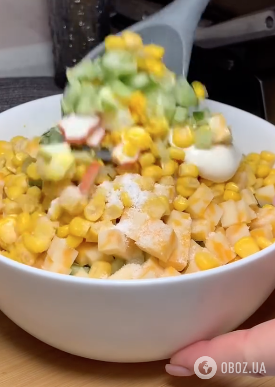 Салат из пекинской капусты и крабовых палочек: самый простой и легкий рецепт блюда