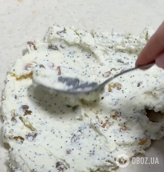 Хрусткий рулет із лаваша з сиром: рецепт смачного і швидкого десерту без тіста