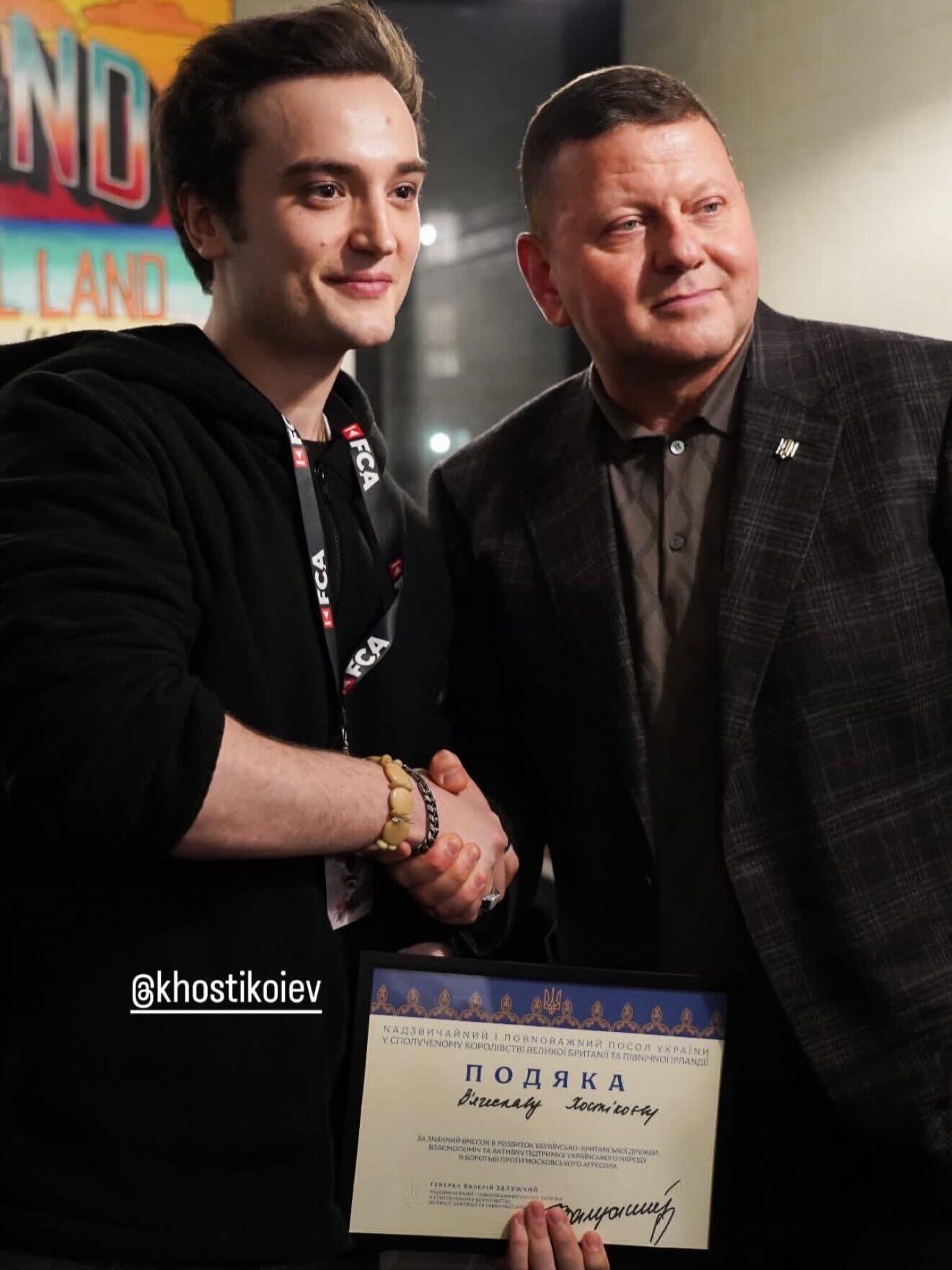 "Меня записали в уклонисты". Актер Вячеслав Хостикоев рассказал историю о гастролях за границей, которая вызвала волну хейта