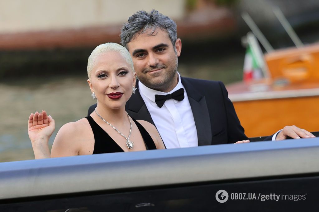 "Ми можемо одружитися цими вихідними?" Леді Гага зібралася заміж і розсекретила, коли відбудеться весілля