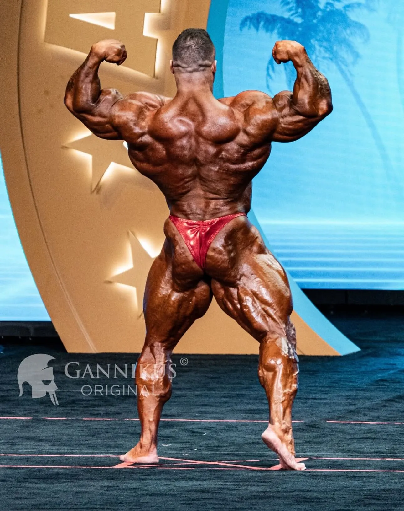 Видео с культуристом-"Мутантом" на Arnold Classic-2026 собрало 2.8 млн просмотров за несколько часов