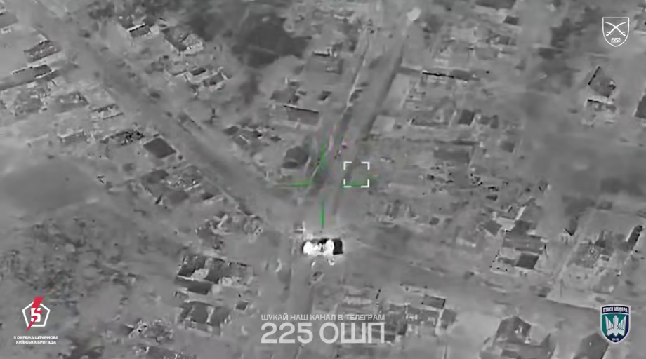 ЗСУ розбили дронами броньовану колону окупантів на Гуляйпільському напрямку. Відео