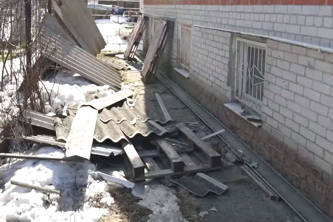 "На меня полетели стекла": жители Сум рассказали о моменте российской атаки и ее последствиях. Видео