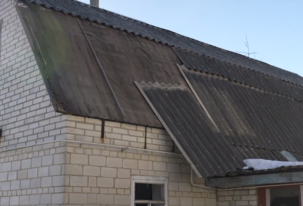 "На меня полетели стекла": жители Сум рассказали о моменте российской атаки и ее последствиях. Видео