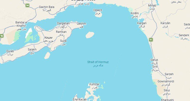 "Сугубо оборонительная" миссия: Макрон сообщил о развертывании флота в Ормузском проливе