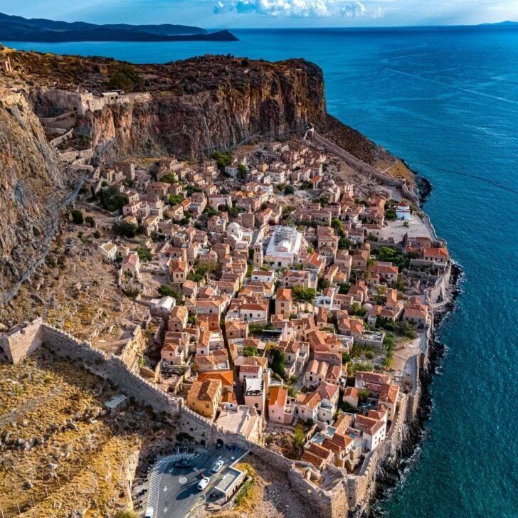 Невероятные места в Греции: 5 направлений, где должен побывать каждый