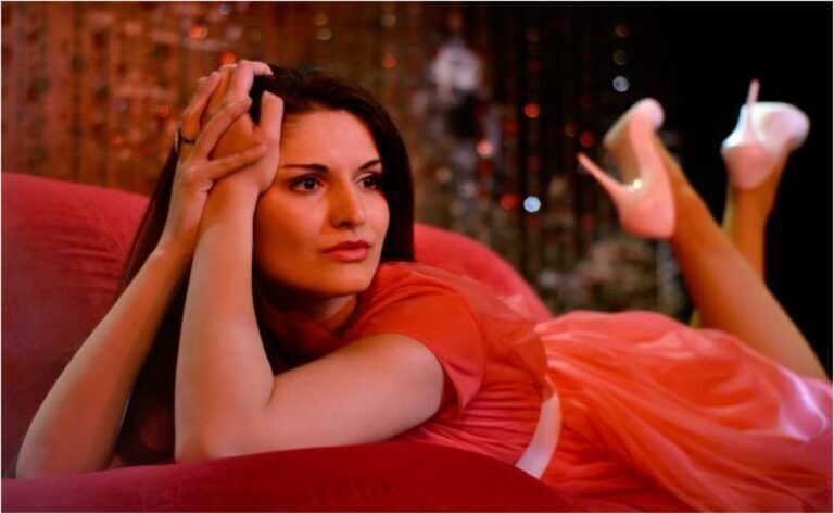 Кастинг у "ВІА Гру", хрещений – культовий росіянин і релігійний поворот. Куди зникла та як живе єдина донька Наталії Сумської