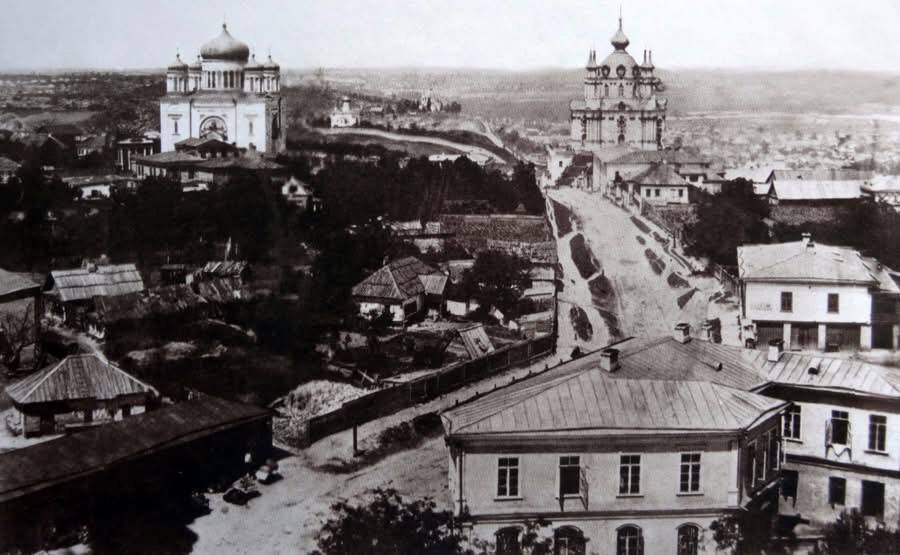 В сети показали, как выглядели два самых известных храма Киева в 1870 году. Уникальное фото