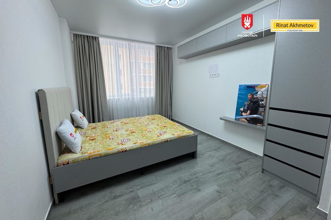 Нацгвардієць, важко поранений під час оборони Маріуполя, отримав власну квартиру від "Серця Азовсталі"