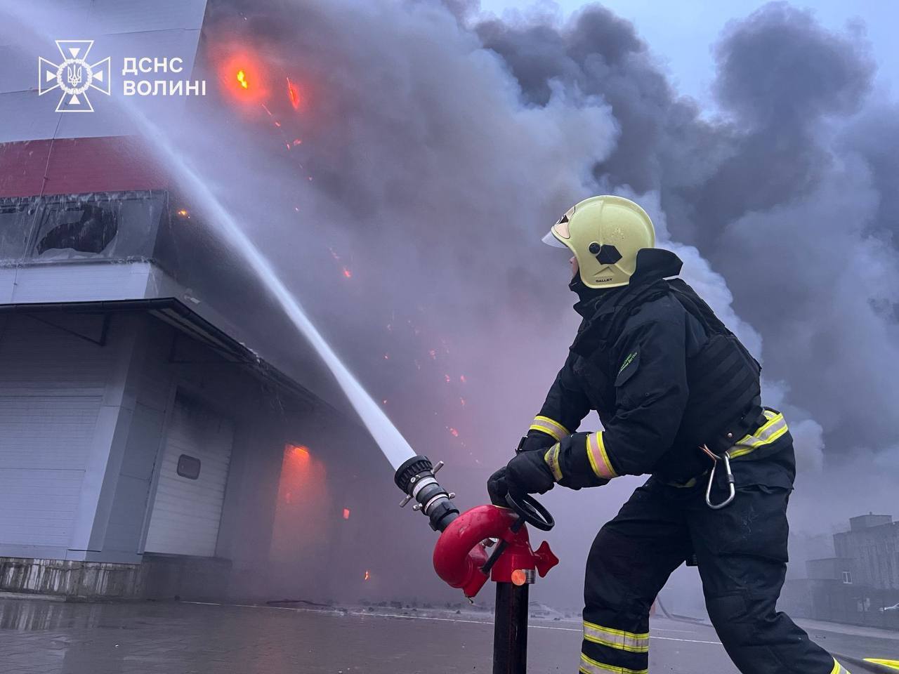 "Мы предлагали прекращение огня": Зеленский отреагировал на новую атаку РФ на Украину и указал на цинизм врага. Фото