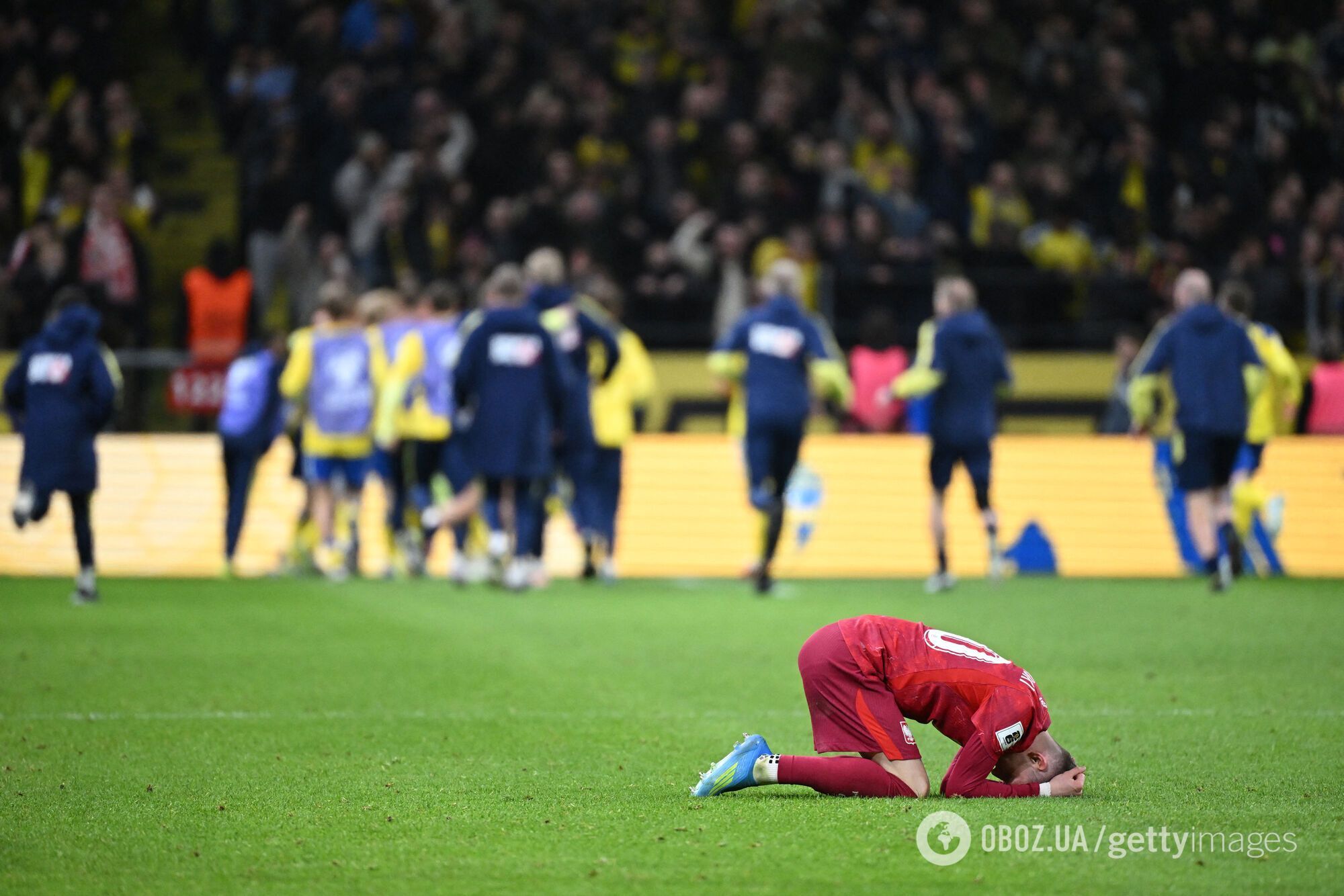 Польща пролетіла повз ЧС-2026 з футболу, пропустивши гол на останніх хвилинах. Відео