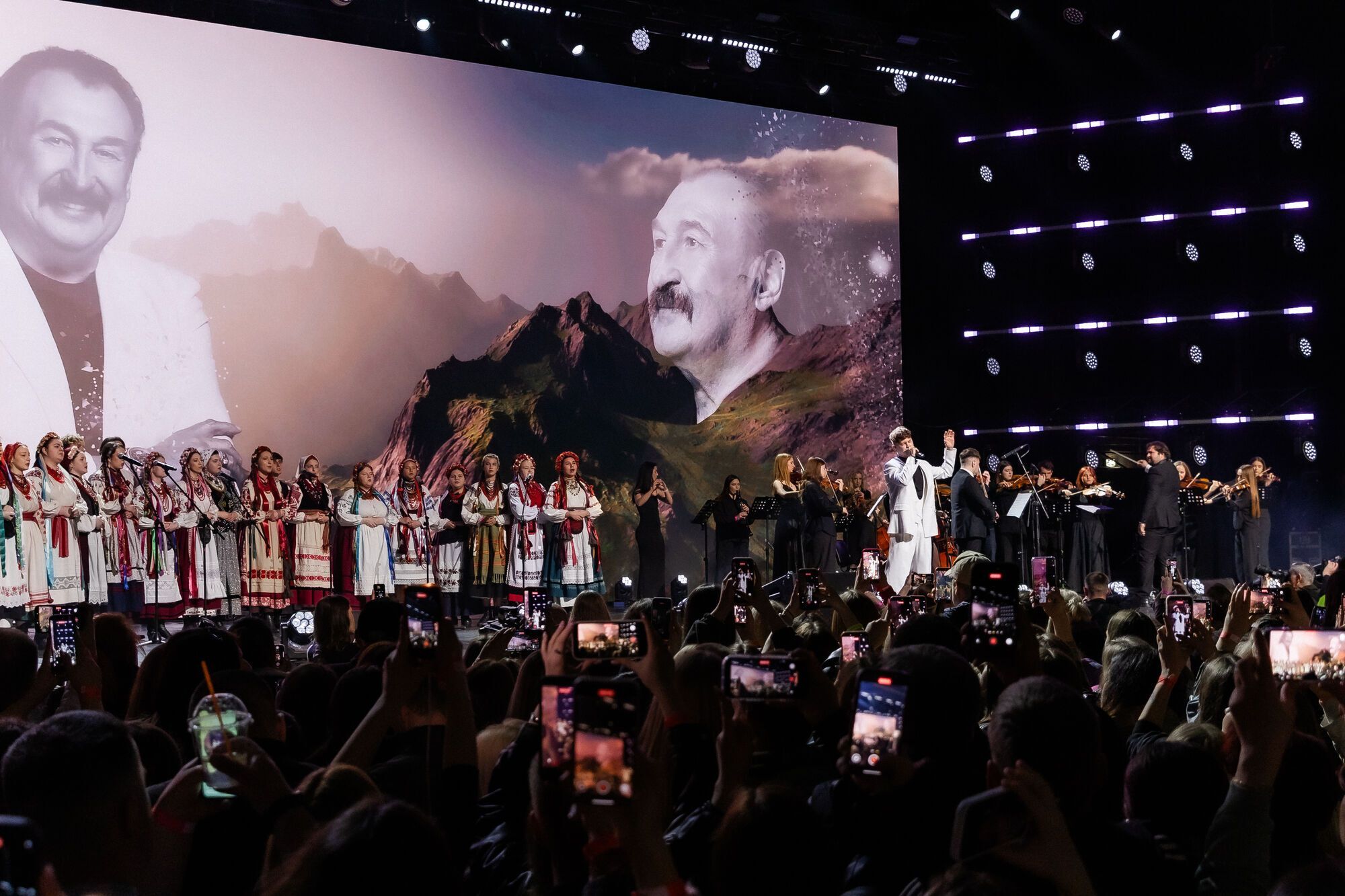 Солд-аут і петиція про Героя України: як у Києві відбувся концерт пам’яті Степана Гіги
