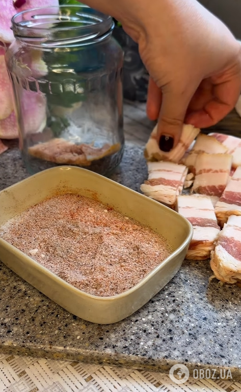 Домашнее маринованное сало с луком и чесноком: как приготовить