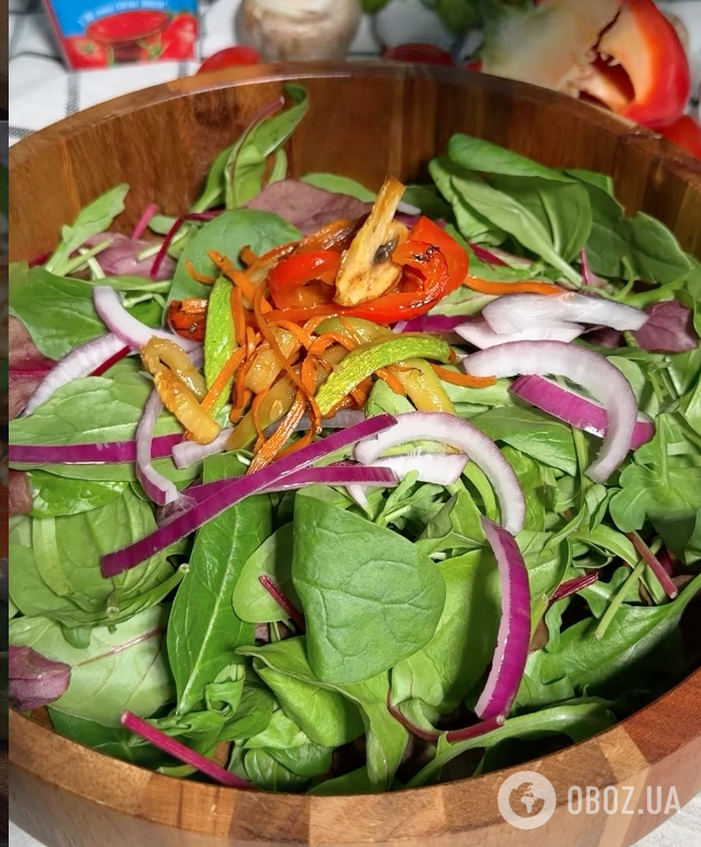 Теплый салат из овощей и телятины под кисло-сладким соусом: делимся рецептом