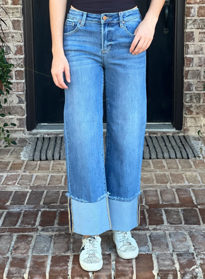 Старые тренды возвращаются: какие джинсы модны в 2026 году