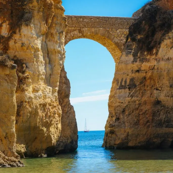 Куда поехать в Португалии: 5 направлений, которые должен посетить каждый