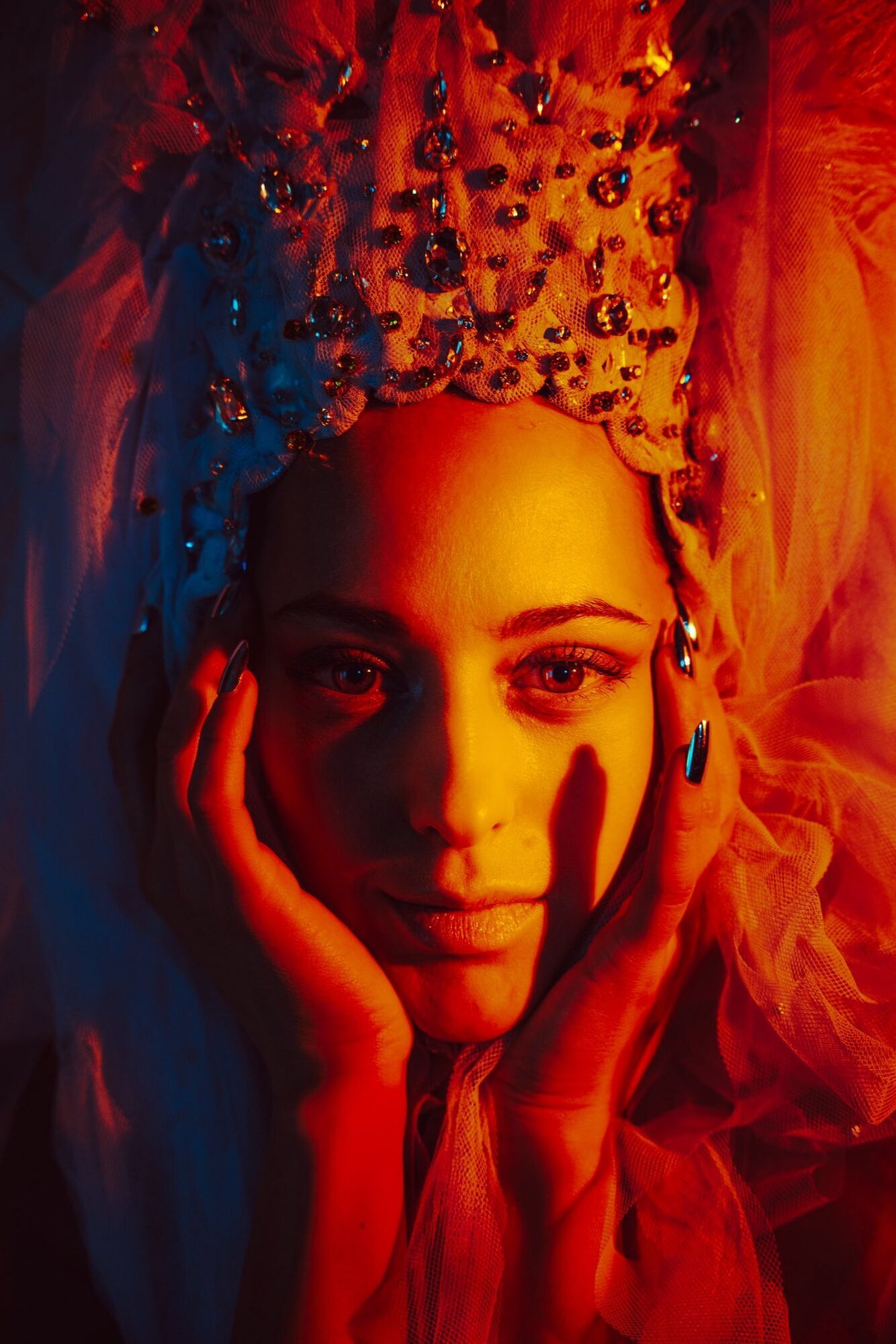 "Це дико – національний театр грає російською". Анастасія Рула – про мовні компроміси, свекруху Сумську та залаштунки "Конотопської відьми"