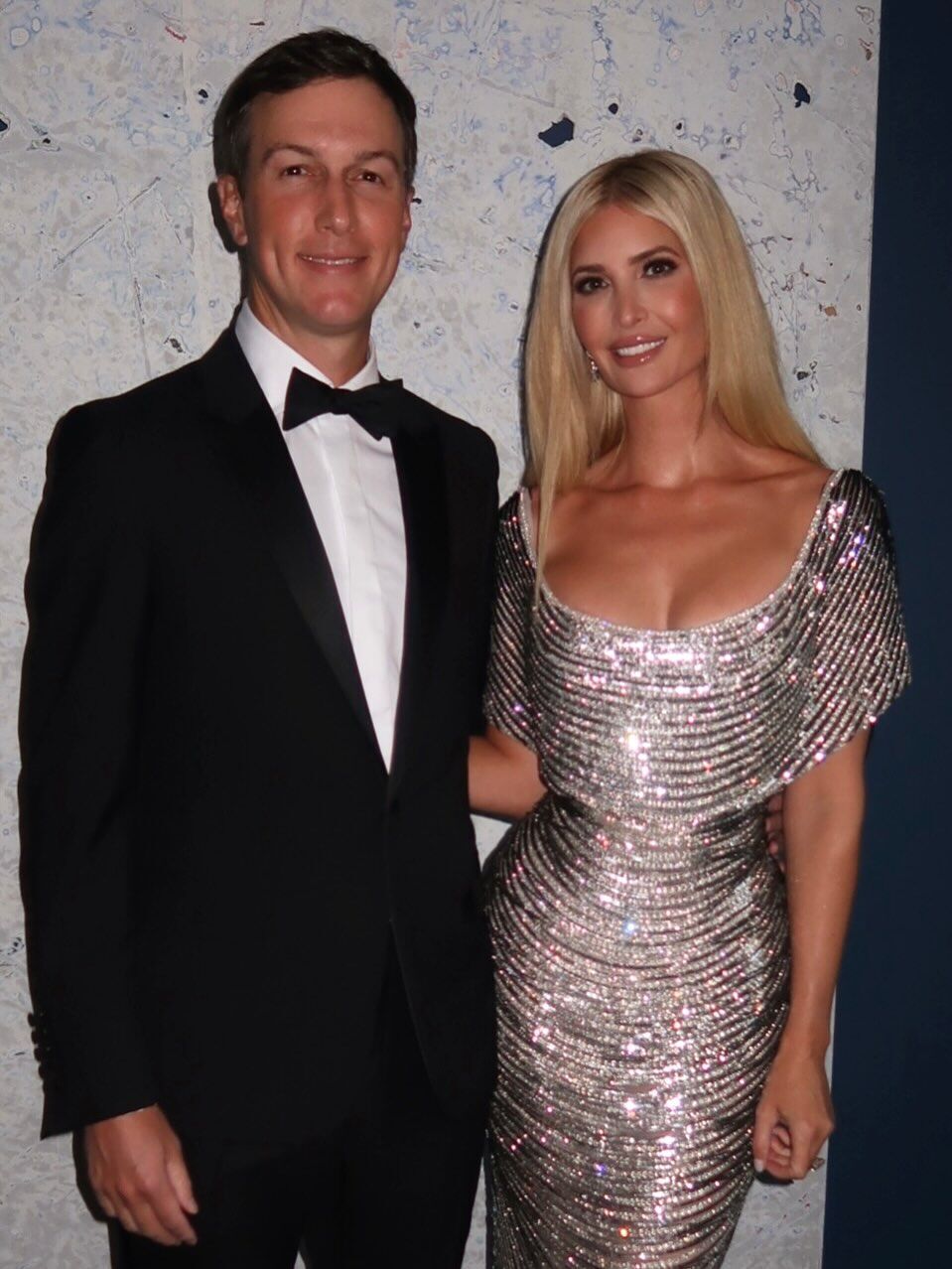 Иванка Трамп расплакалась во время интервью, рассказывая о семейных трагедиях, которые повлияли на ее психическое здоровье