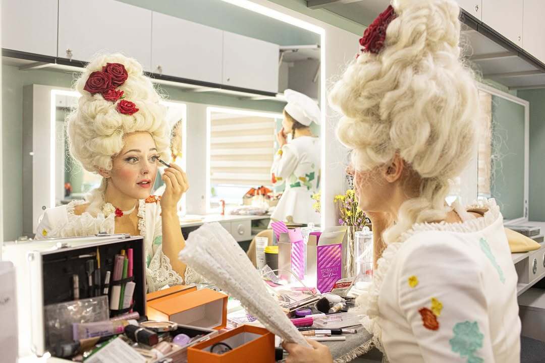 "Це дико – національний театр грає російською". Анастасія Рула – про мовні компроміси, свекруху Сумську та залаштунки "Конотопської відьми"