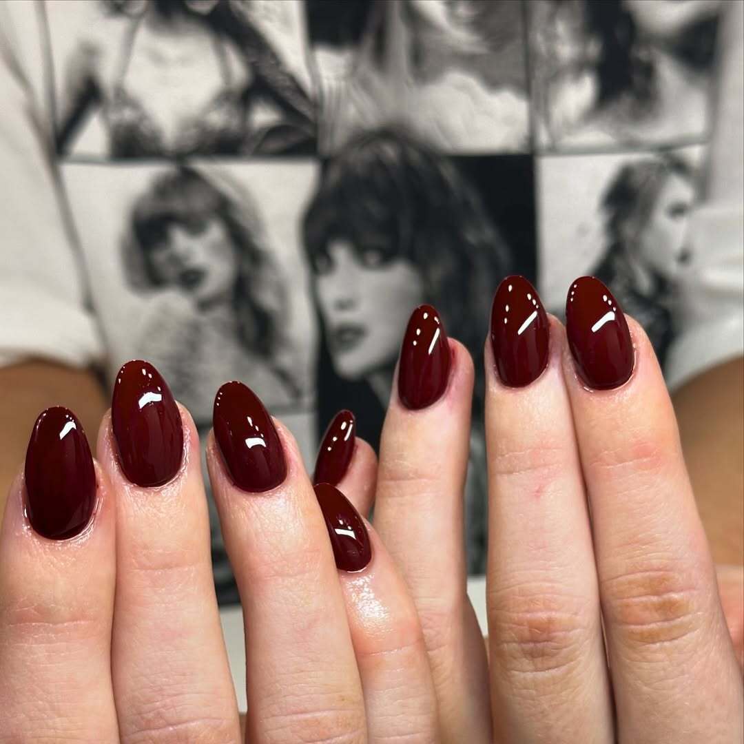 Підійде під будь-який образ: який манікюр обрати весною 2026