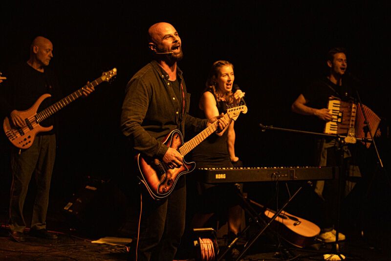 "Це дико – національний театр грає російською". Анастасія Рула – про мовні компроміси, свекруху Сумську та залаштунки "Конотопської відьми"