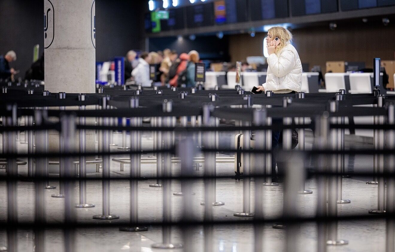 Були спрямовані навмисно: аеропорт у Вільнюсі призупиняв роботу через  повітряні кулі