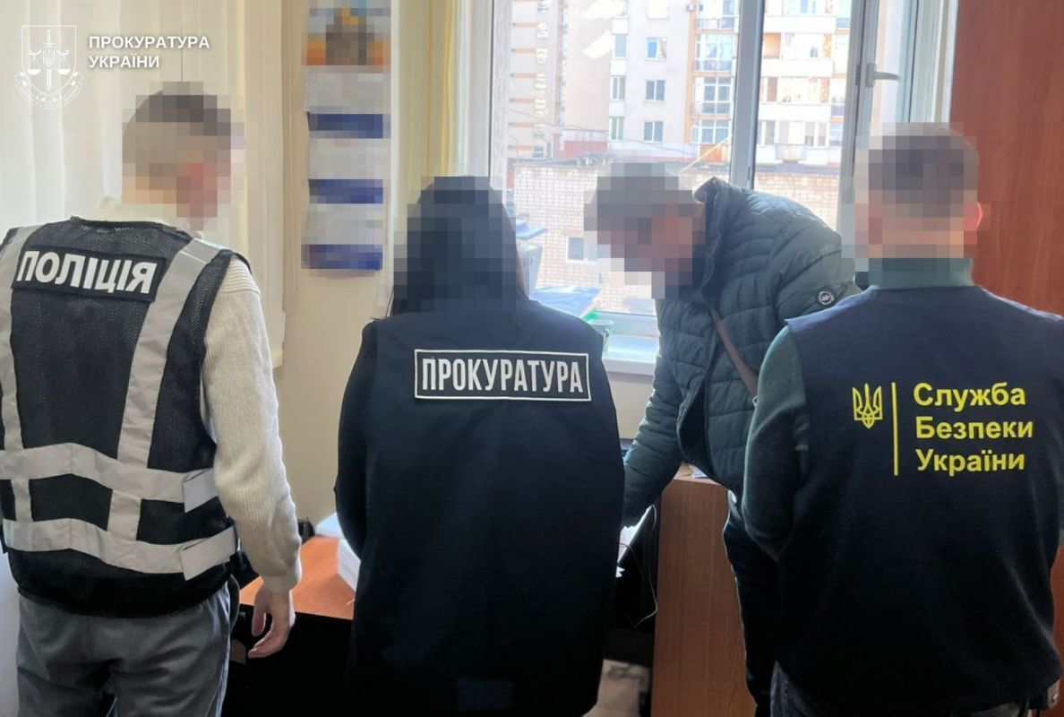 Врученням підозри одному з фігурантів справи