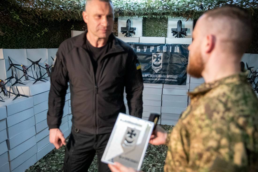 Бригада "Буревій" получила 1100 БпЛА от Киева: Кличко показал фото