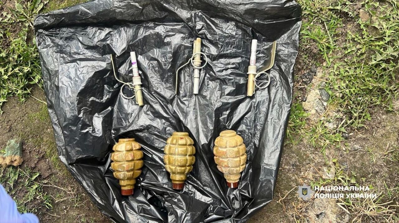 Вимагали у громадян "борги" та вчиняли підпали: Нацполіція викрила групу зловмисників. Подробиці, фото та відео