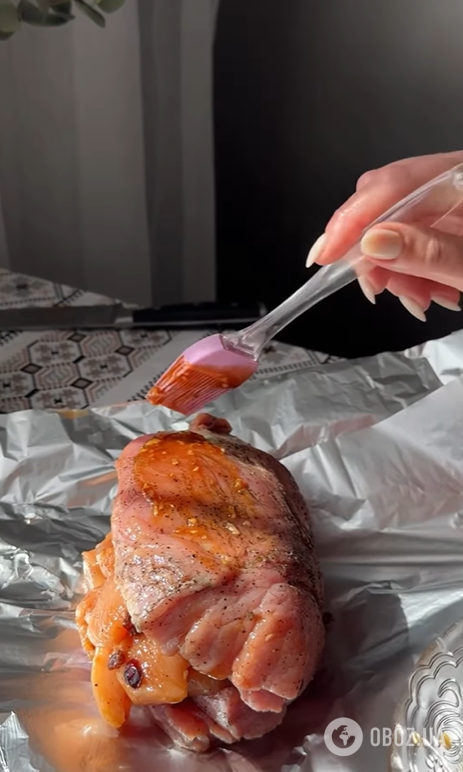 Домашня буженина з двох видів м'яса: точно вийде соковитою